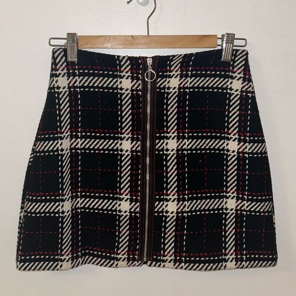 Plaid A-Line Mini Skirt with Front Zipper - Picture 1 of 1